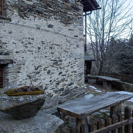 Chalet Meira Carlevara *
