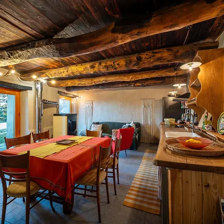 Meira Carlevara Chalet *